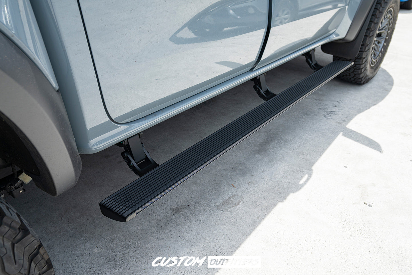 Black Venom Electric Side Steps for Next Gen Ford Raptor 2022-2026