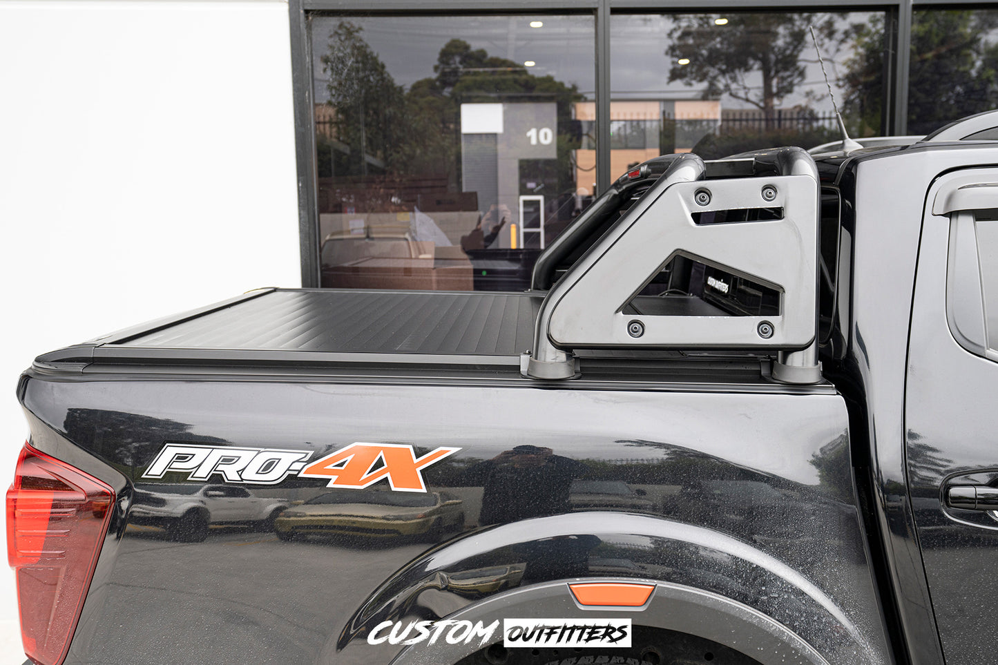 Black Venom Electric Roller Shutter & Sports Bar Adapter Kit for Nissan Navara NP300 PRO4X