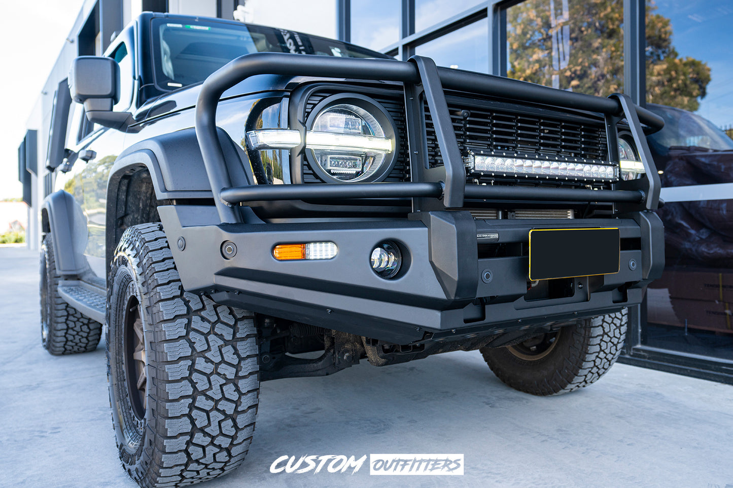 Venom TQ Aluminium Triple Loop Bull bar