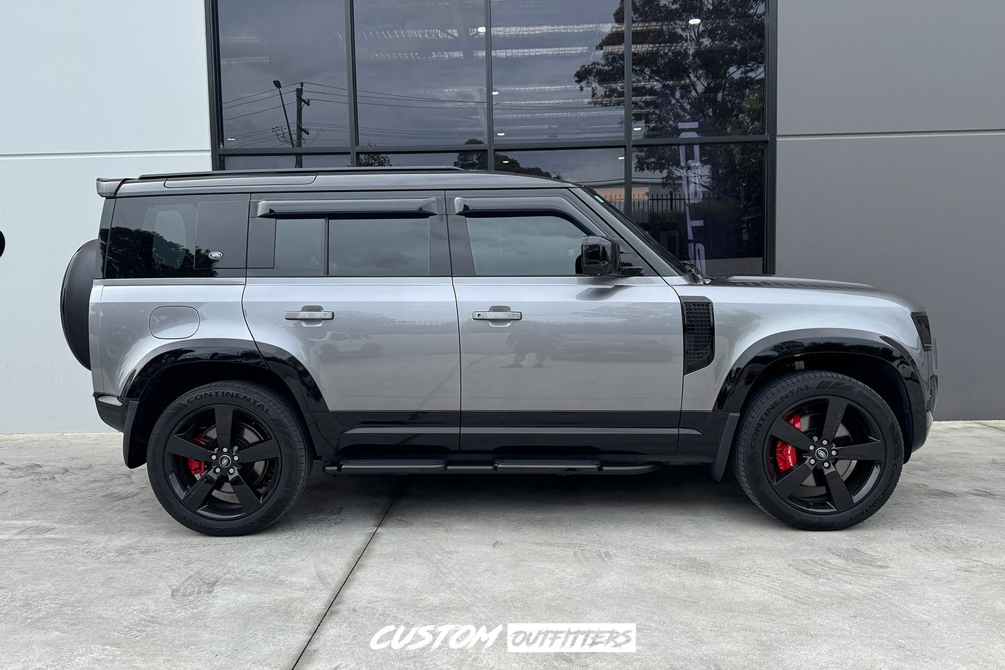 Gloss Black Spoiler for Landrover Defender 2021-2026