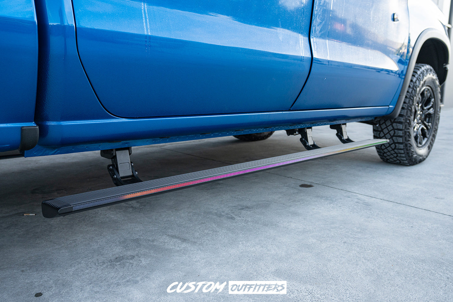 Black Venom Electric Side Steps for Chevrolet Silverado ZR2 2024+