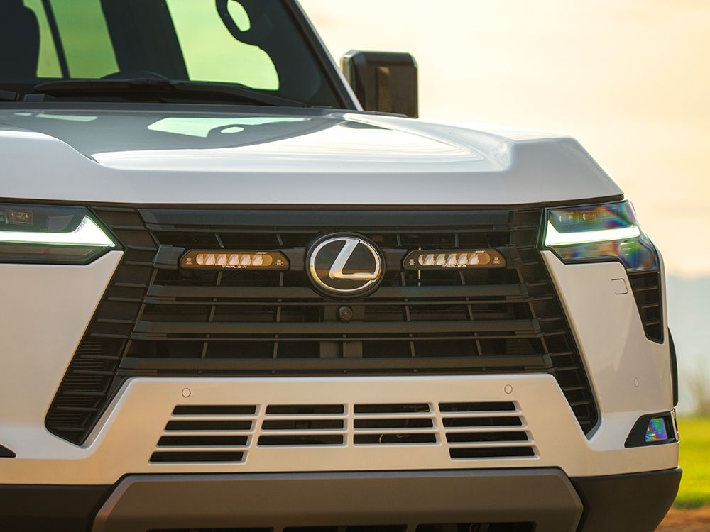 Custom Integrated Grille Lights for Lexus GX550 Series